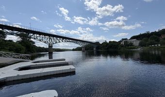 2 Howard St, Augusta, ME 04330