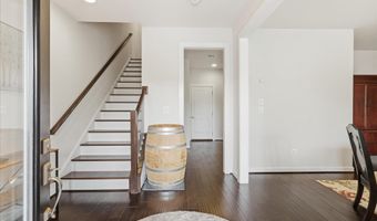 43392 WHITEHEAD Ter, Ashburn, VA 20148