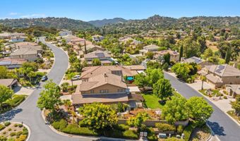 27805 Dogwood Gln, Escondido, CA 92026