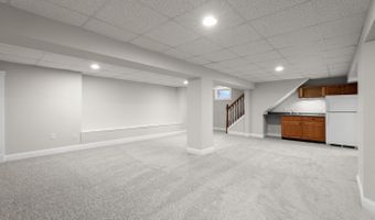 923 ARRAN Rd, Baltimore, MD 21239