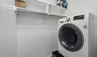 226 N THOMAS St 226-4, Arlington, VA 22203
