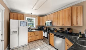 611 West St, Amherst, OH 44001