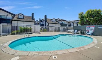 217 E Commonwealth Ave F, Alhambra, CA 91801