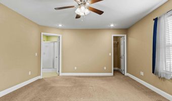 101 Berkshire Ln, Albertville, AL 35950