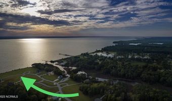 975 999 W Burton Farm Dr, Minnesott Beach, NC 28510