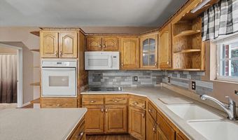 4487 Joe Frank Harris Pkwy NW, Adairsville, GA 30103