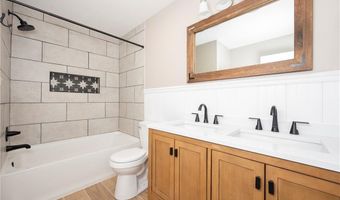 110 N Claybon Dr, Advance, NC 27006
