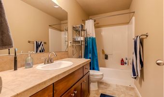 16519 SE WINDSWEPT WATERS Dr, Damascus, OR 97089