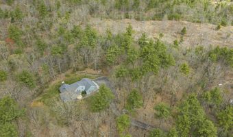 9 Maxwell Dr, Brookline, NH 03033