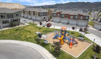 1011 W LAPIS Flds S, Bluffdale, UT 84065
