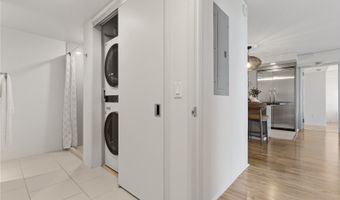 1200 Queen Emma St 1406, Honolulu, HI 96813