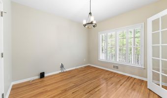 13 Victorian Woods Dr, Atlantic Highlands, NJ 07716