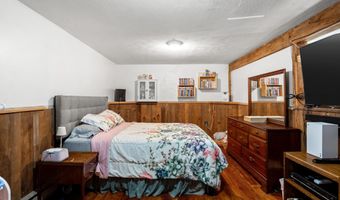 513 FAIRWAY Dr, Basye, VA 22810