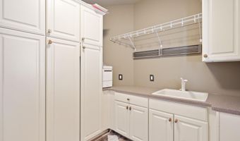 1100 Skyevale Dr NE, Ada, MI 49301
