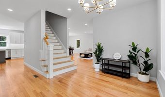 11 Bicknell Rd, Billerica, MA 01821