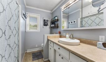 303 SW 12TH St, Aledo, IL 61231