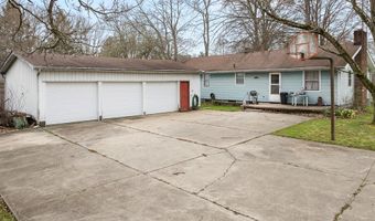 11960 Freshley Ave NE, Alliance, OH 44601