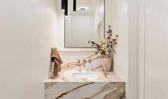 3010 Cadencia St, Carlsbad, CA 92009