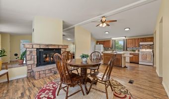 212 H And O Ln, Alvarado, TX 76009