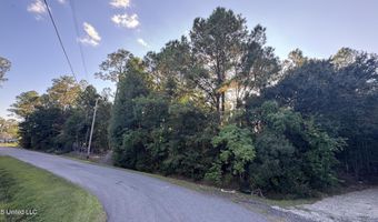 9079 Iris St, Bay St. Louis, MS 39520