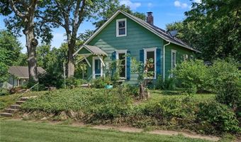 920 High St, Baldwin City, KS 66006