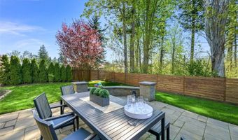 3679 Silver Oak Ct, Bellingham, WA 98226