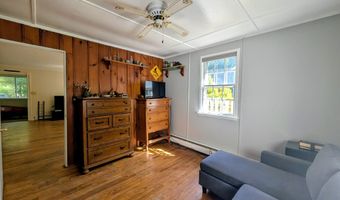 17 Autumn Trl, Coventry, CT 06238
