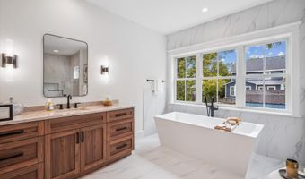 4613 CHASE Ave, Bethesda, MD 20814