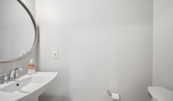 8474 ARARAT Ct, Annandale, VA 22003