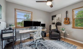 116 E Orchard St, Arlington Heights, IL 60005