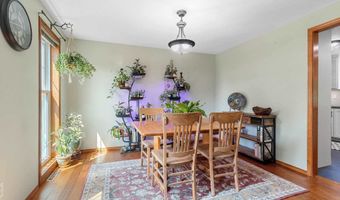 N254 MEADOWBREEZE Court, Appleton, WI 54915