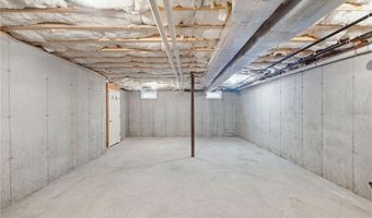 80 Conley Ave 6, Cranston, RI 02921
