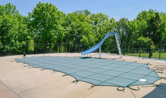 166 Castleton Dr, Bardstown, KY 40004