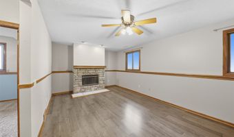 1901 5th St SW, Altoona, IA 50009