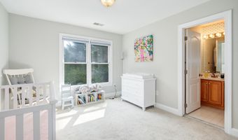 9304 WILDOAK Dr, Bethesda, MD 20814