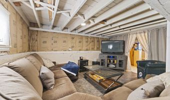 107 S Burton Pl, Arlington Heights, IL 60005