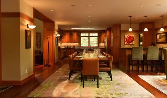 99 Granite St, Ashland, OR 97520