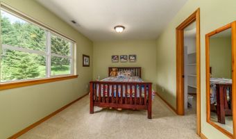 21626 GLAZE Rd, Veneta, OR 97487