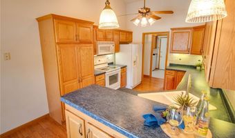 101 Serenity Dr, Alton, IL 62002