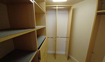 526 Pacific Ave, Atlantic City, NJ 08401