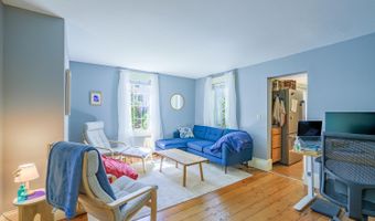 86 High St, Belfast, ME 04915