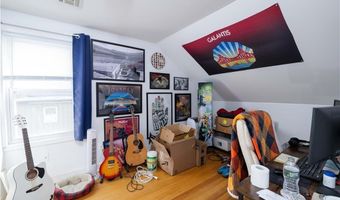 350 River St, Woonsocket, RI 02895