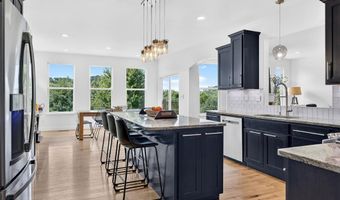 208 Berg Crossing Dr, Augusta, MO 63332