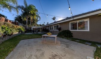 130 N Lohrum Ln, Anaheim, CA 92807