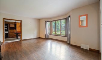 151 Overlook Dr, Alliance, OH 44601