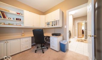 9990 Sugarleaf Pl, Fishers, IN 46038