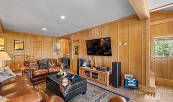 9788 Brian Way, Cascade, ID 83611