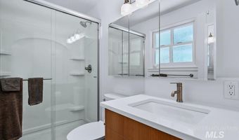 2921 N Arran Ct, Boise, ID 83702