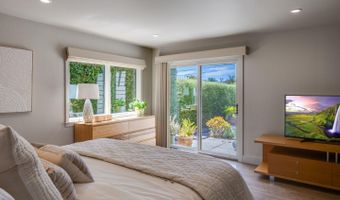 210 Venetian Rd, Aptos, CA 95003