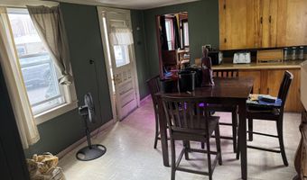63 Washington St, Augusta, ME 04330